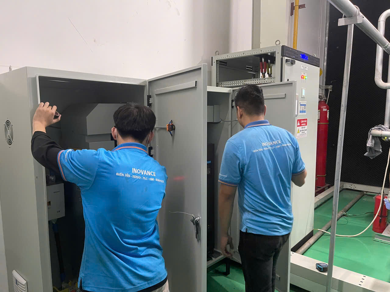 Lắp đặt tủ biến tần điều khiển máy nén khí động cơ 200kW